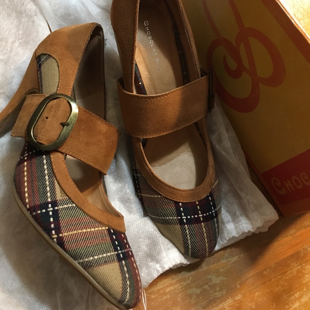 Chocolat Blu brown high heels shoes, size 39.